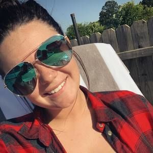 Meet your Posher, Rebecca